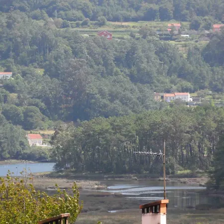 Casa Madrileños Outes